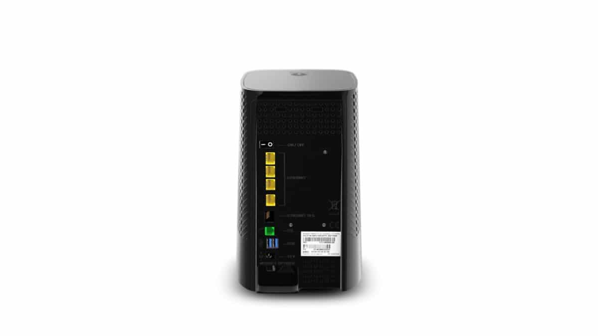 nouvelle bbox fibre Bouygues Télécom vue de derrière