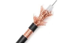 Un câble coaxial