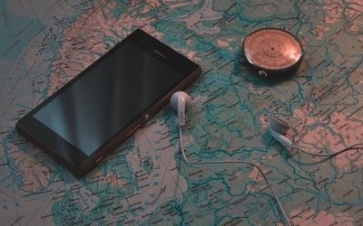 Choisir la carte sim prépayée La Poste Mobile pour vous déplacements à l'étranger