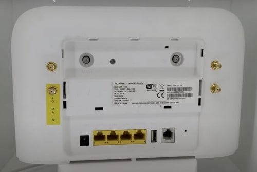 Routeur 4G Free de dos