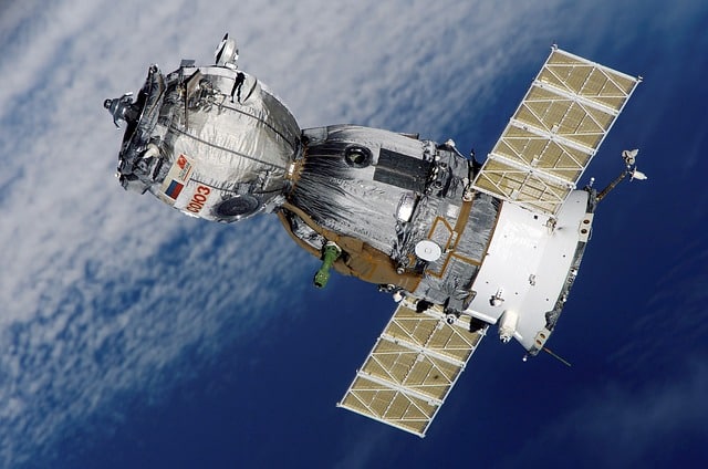 satellite en orbite