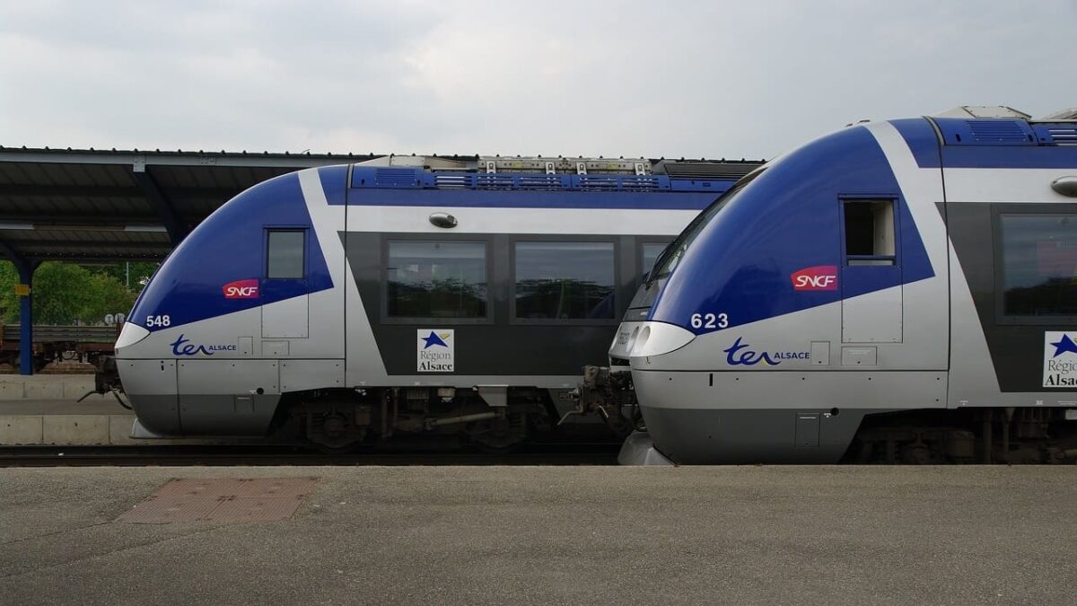 La SNCF participe au déploiement de la fibre optique en France
