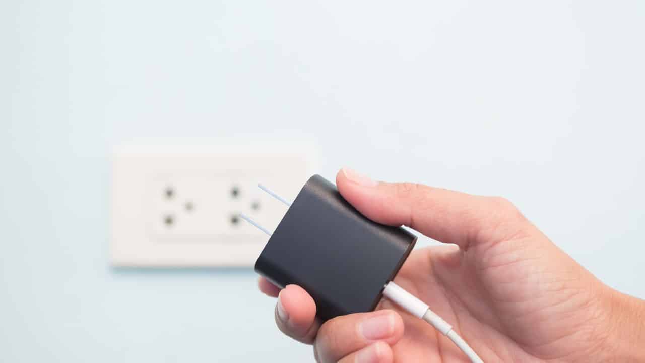 Débrancher son chargeur de la prise