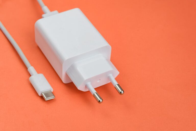 Entrée en vigueur des règles européennes sur les chargeurs universels