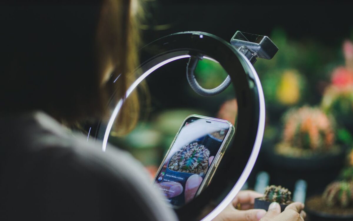mobile-photo-avance-hardware-2025